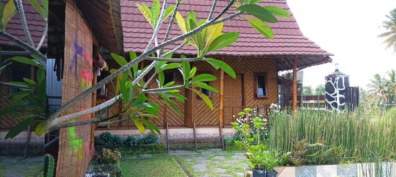 Mysha Guest House-Lombok Тетебату Экстерьер фото