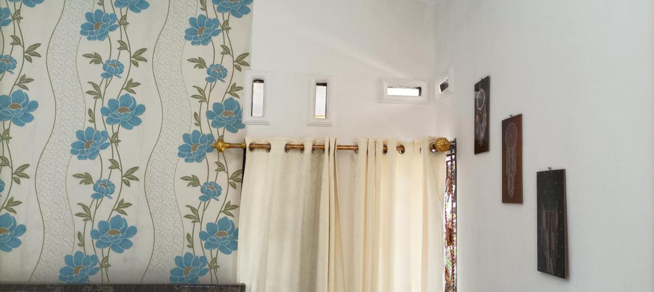 Mysha Guest House-Lombok Тетебату Экстерьер фото
