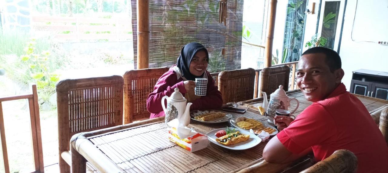 Mysha Guest House-Lombok Тетебату Экстерьер фото